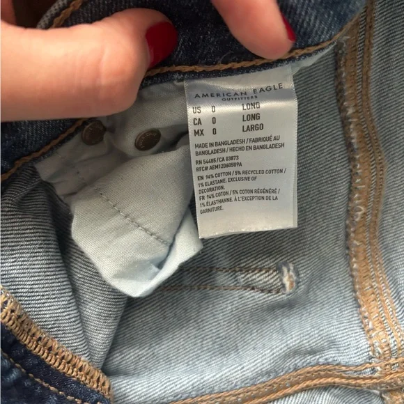 American Eagle Outfitters Women's Blue Straight Leg Jeans - Picture 4 of 4